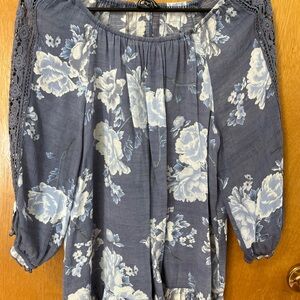 Unique Spectrum Blue Pleated 3/4 Sleeve Blouse